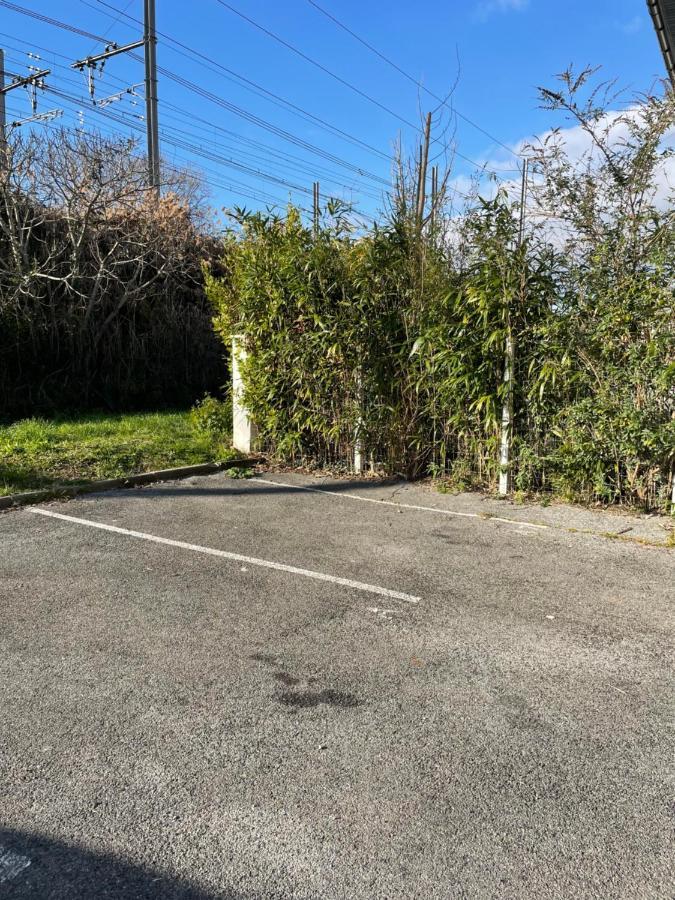Appartement T2 Bayonne St Esprit Avec Parking Buitenkant foto